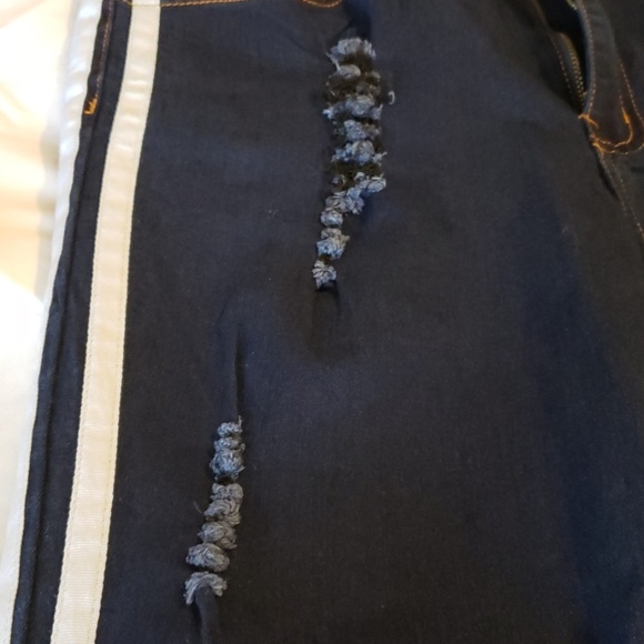 VIP Distressed Jeans - Picture 2 of 4